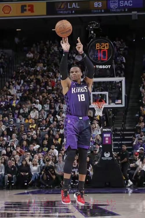 威少22+5+7大战东契奇42分,德罗赞32分力压詹皇,湖人不敌国王 威少22+5+7大战东契奇42分,德罗赞32分力压詹皇,湖人不敌国王